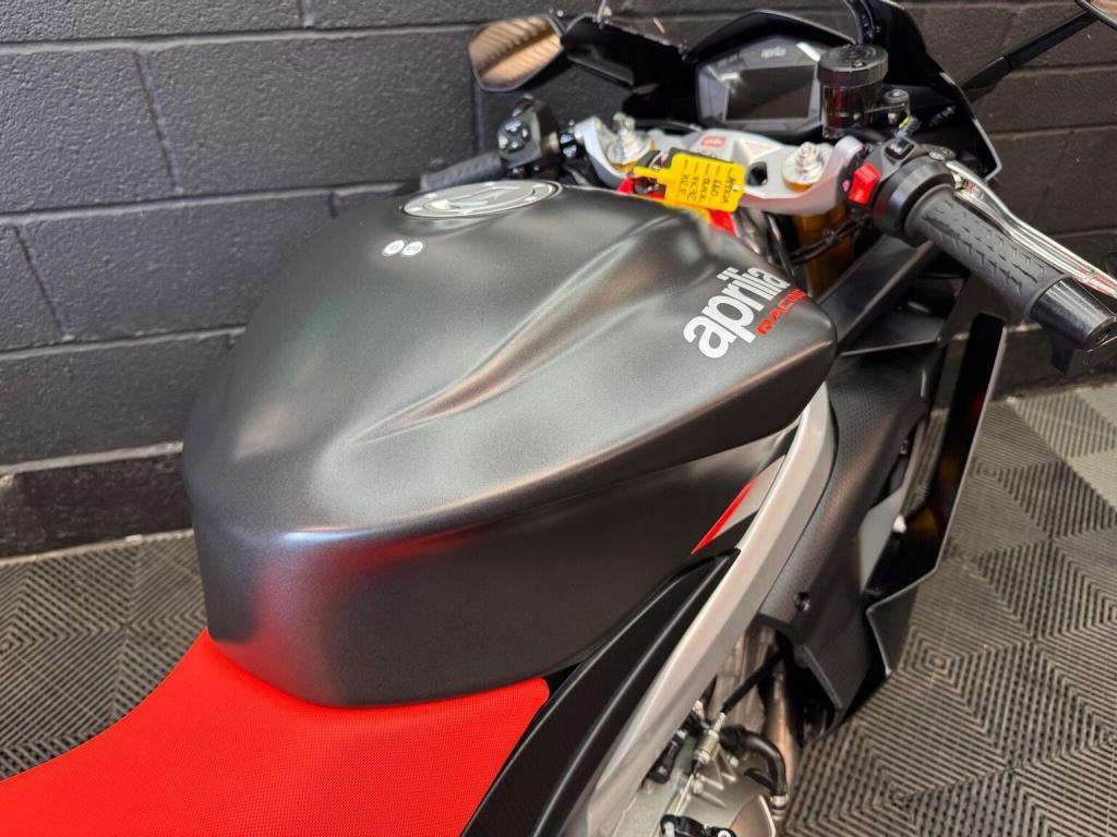 APRILIA RS
