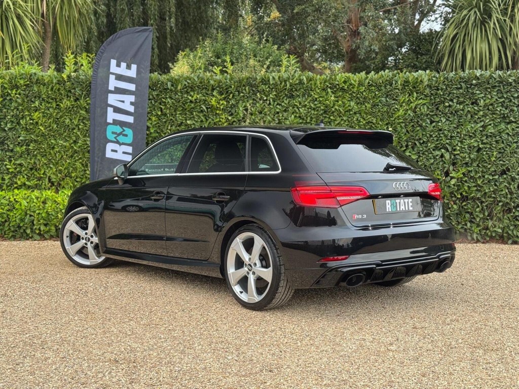 AUDI RS3