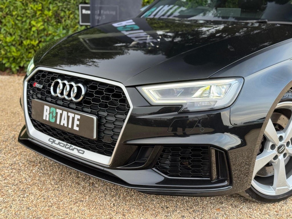 AUDI RS3