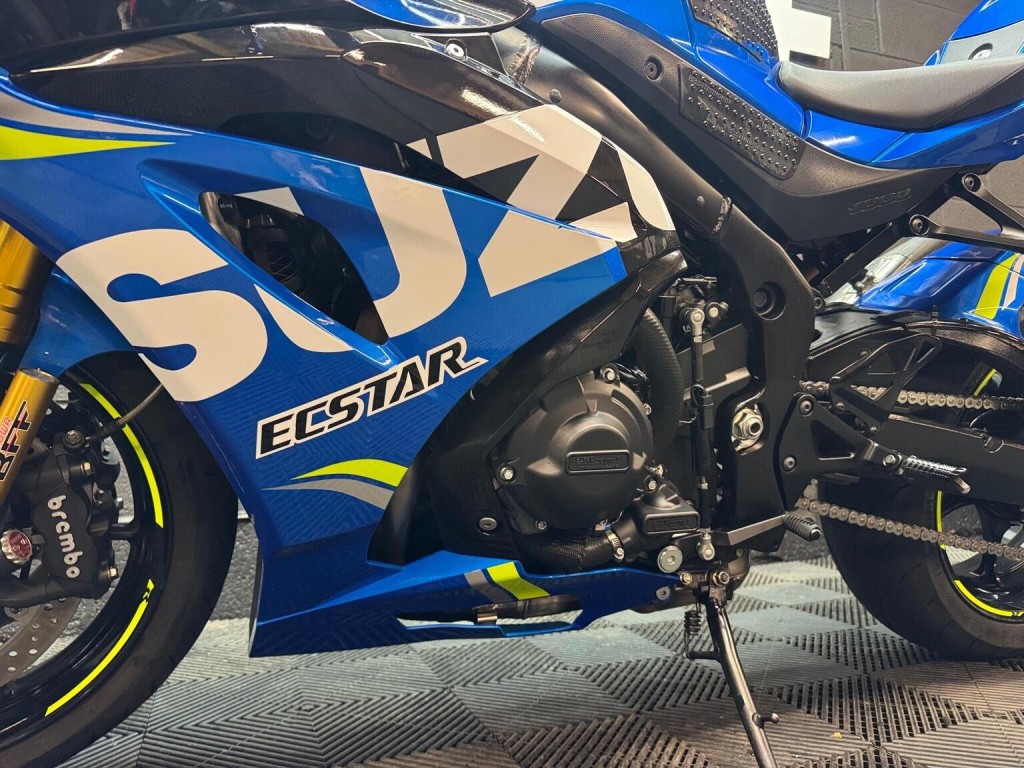 SUZUKI GSXR1000R