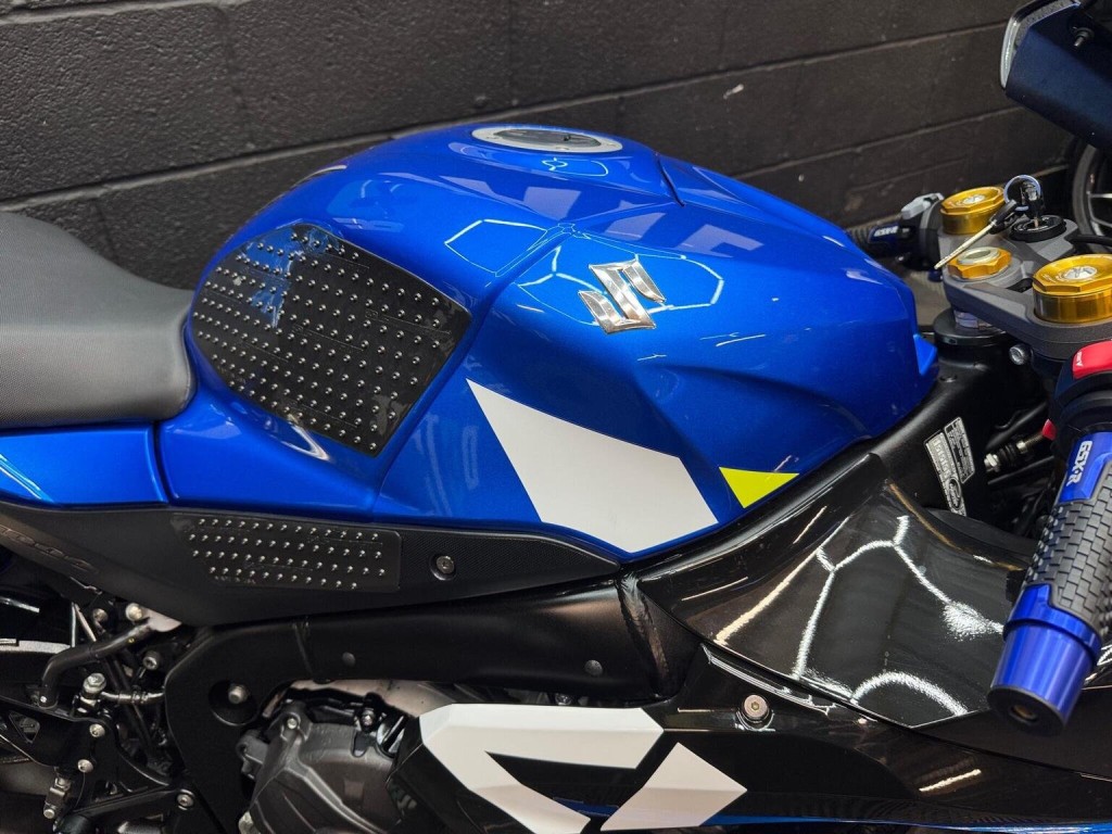 SUZUKI GSXR1000R