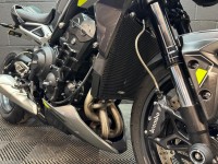 TRIUMPH STREET TRIPLE 765
