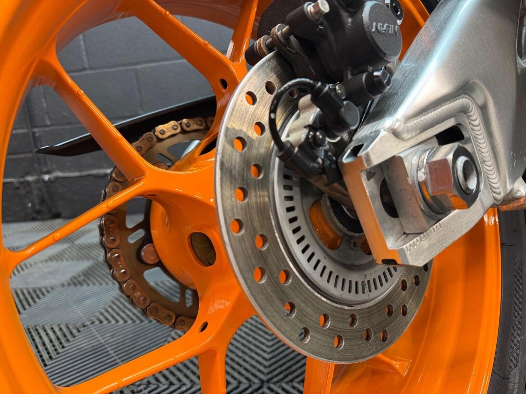 HONDA CBR1000RR Fireblade