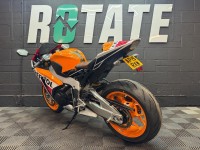 HONDA CBR1000RR Fireblade