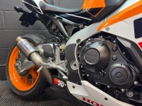 HONDA CBR1000RR Fireblade