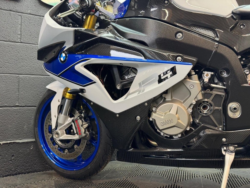 BMW HP4