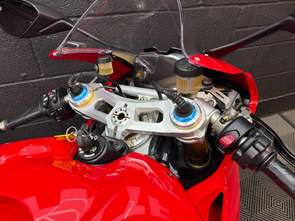 DUCATI PANIGALE V4S