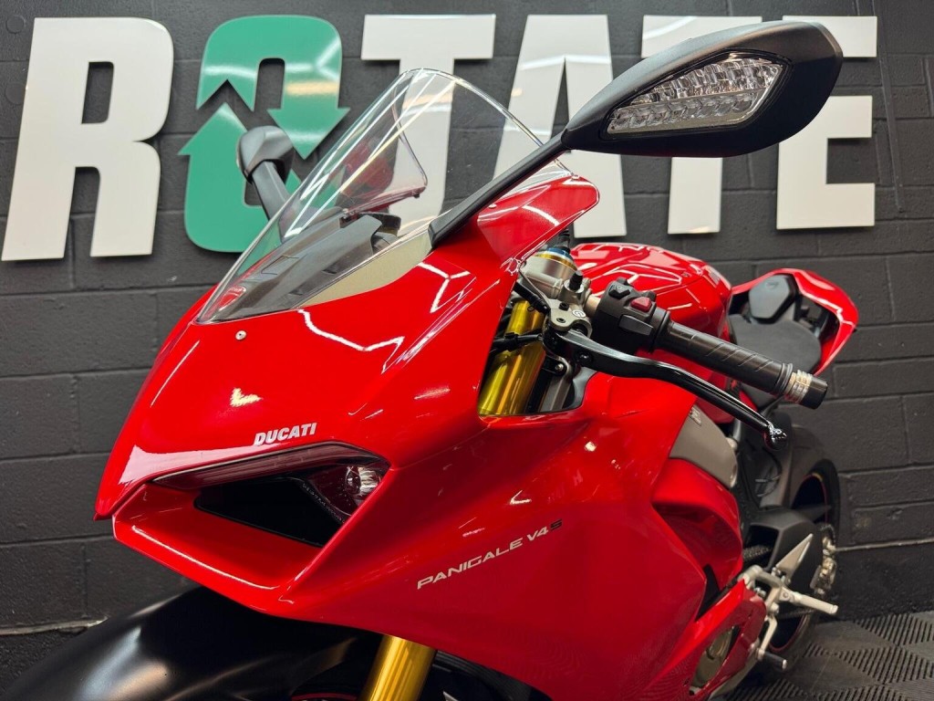 DUCATI PANIGALE V4S