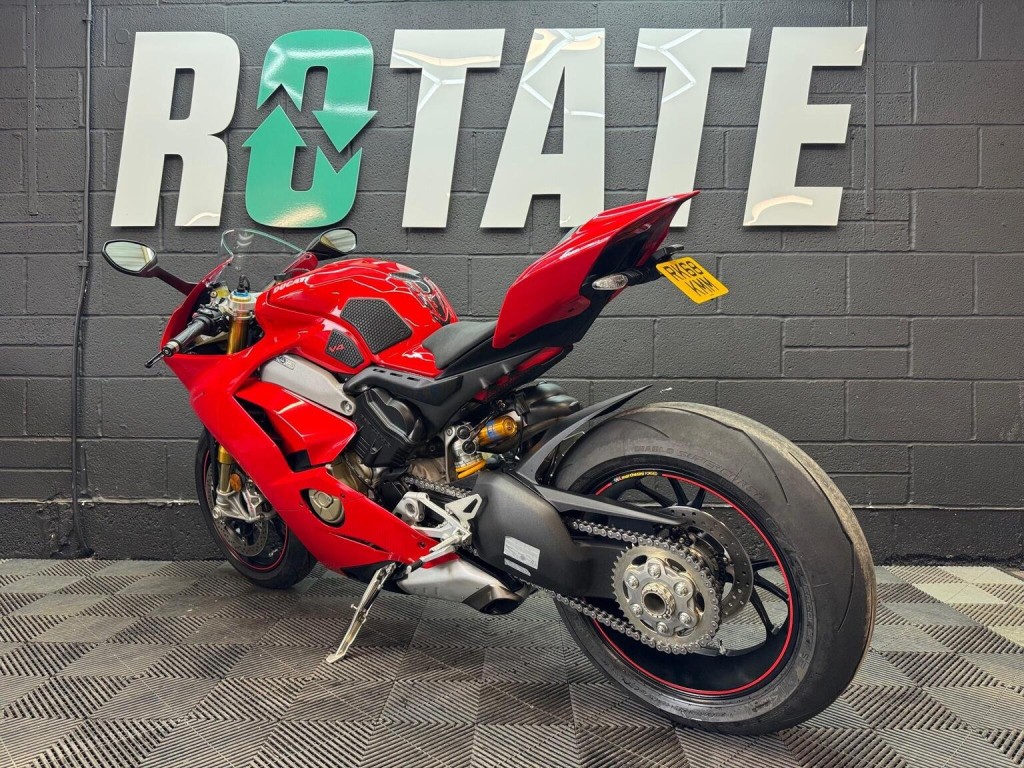 DUCATI PANIGALE V4S