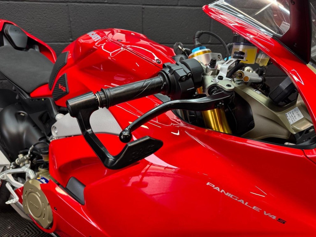 DUCATI PANIGALE V4S