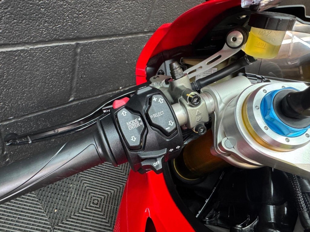 DUCATI PANIGALE V4S