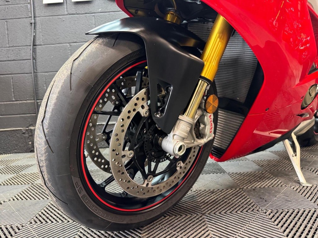 DUCATI PANIGALE V4S