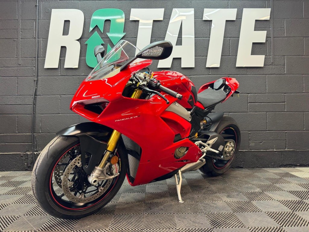 DUCATI PANIGALE V4S