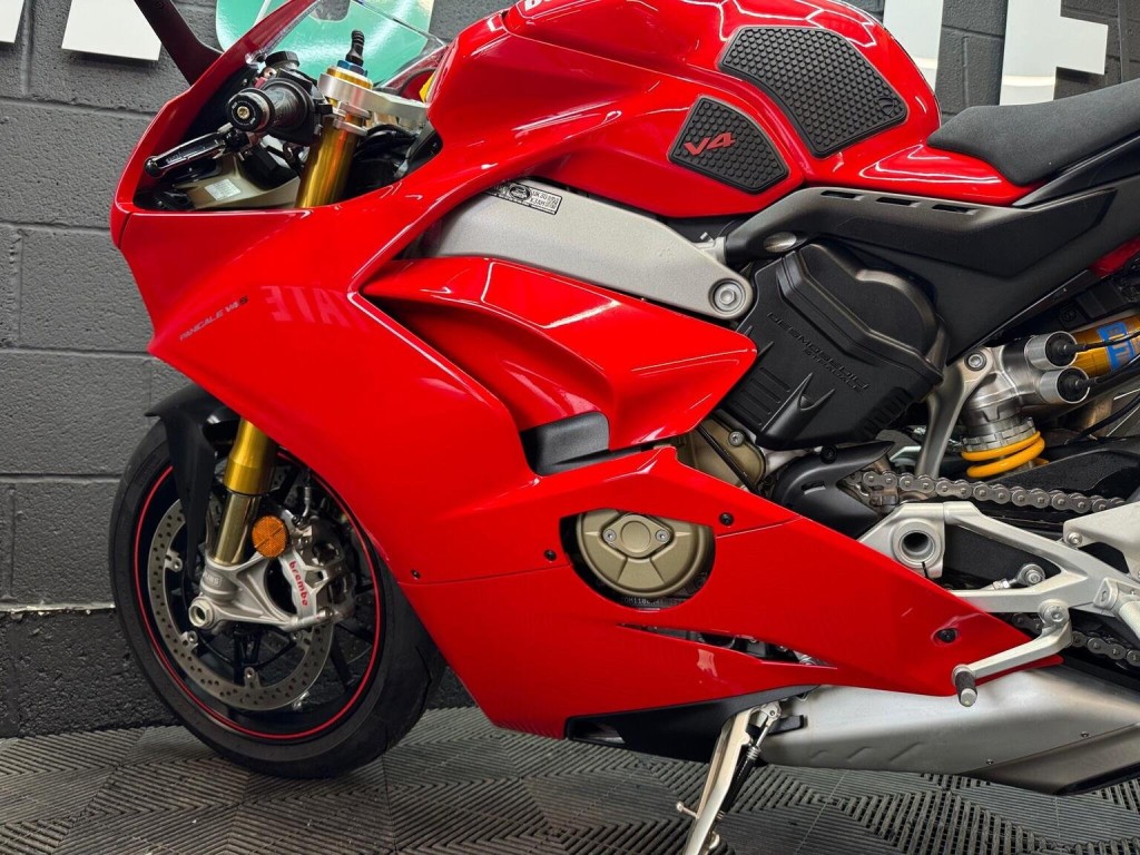 DUCATI PANIGALE V4S
