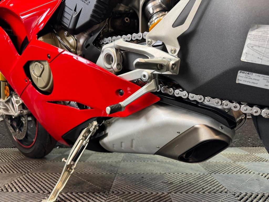 DUCATI PANIGALE V4S