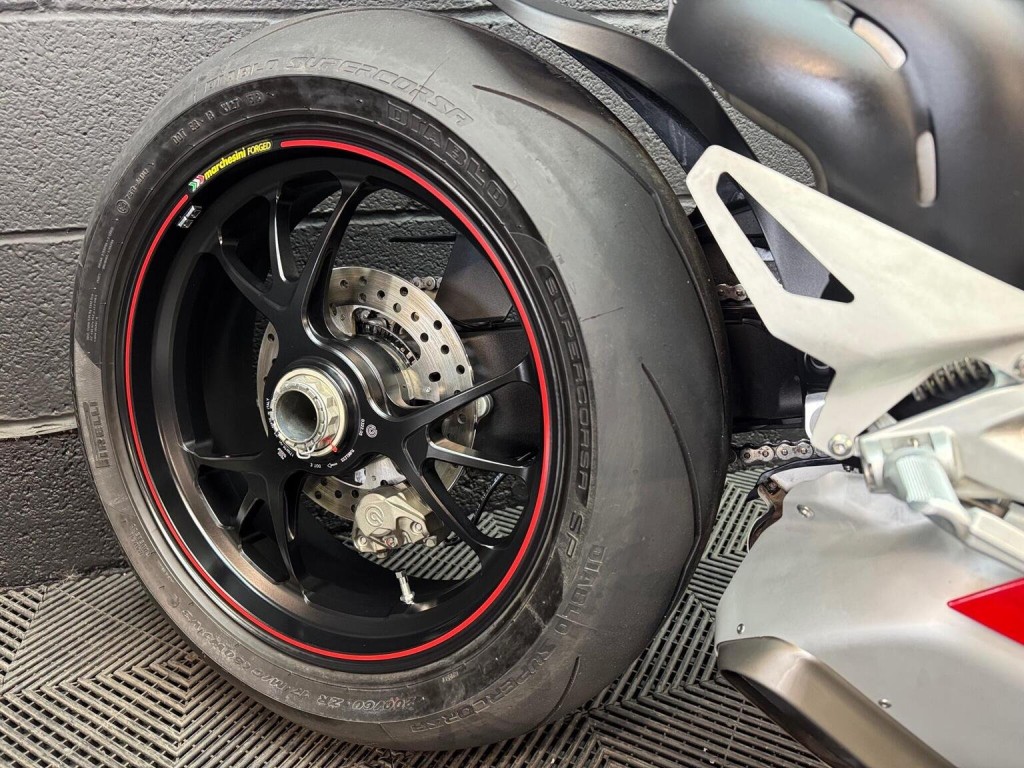 DUCATI PANIGALE V4S