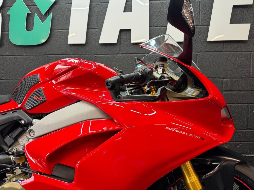 DUCATI PANIGALE V4S