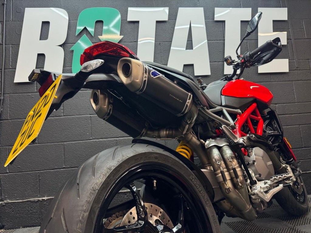 DUCATI Hypermotard