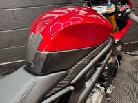 TRIUMPH SPEED TRIPLE 1200