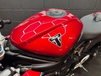 TRIUMPH SPEED TRIPLE 1200