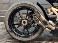 TRIUMPH SPEED TRIPLE 1200