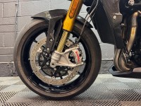 TRIUMPH SPEED TRIPLE 1200