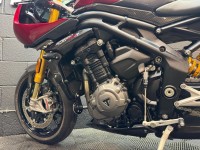 TRIUMPH SPEED TRIPLE 1200