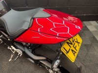 TRIUMPH SPEED TRIPLE 1200