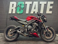 TRIUMPH STREET TRIPLE 765