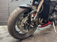 TRIUMPH STREET TRIPLE 765