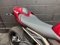 TRIUMPH STREET TRIPLE 765