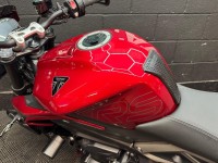 TRIUMPH STREET TRIPLE 765