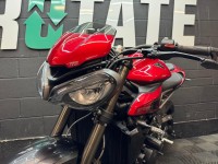 TRIUMPH STREET TRIPLE 765