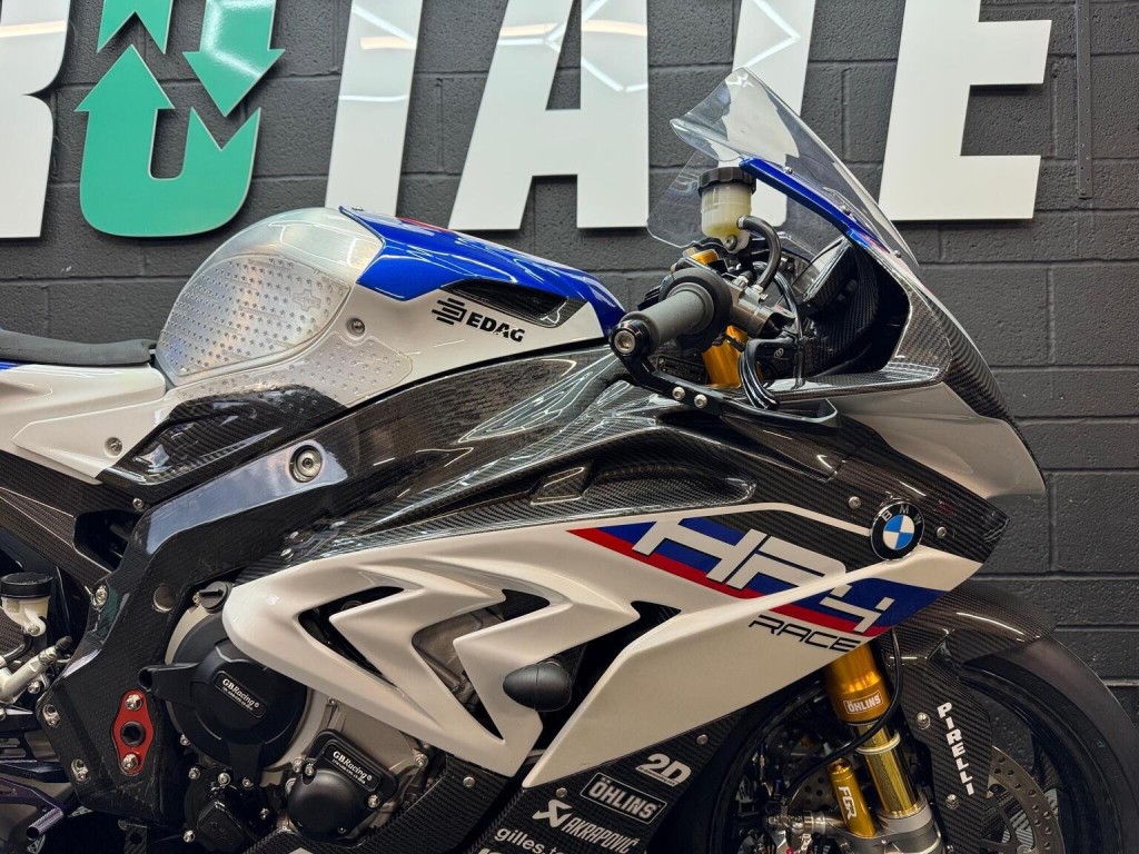 BMW HP4