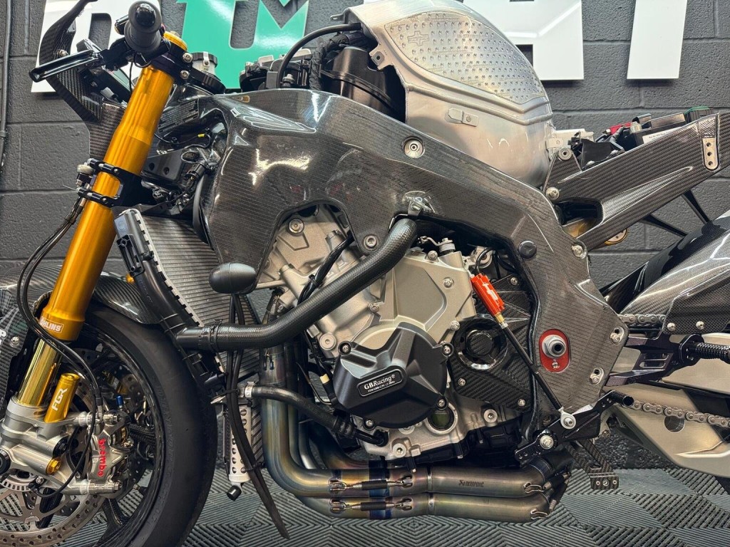 BMW HP4