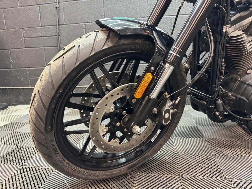 HARLEY-DAVIDSON Sportster