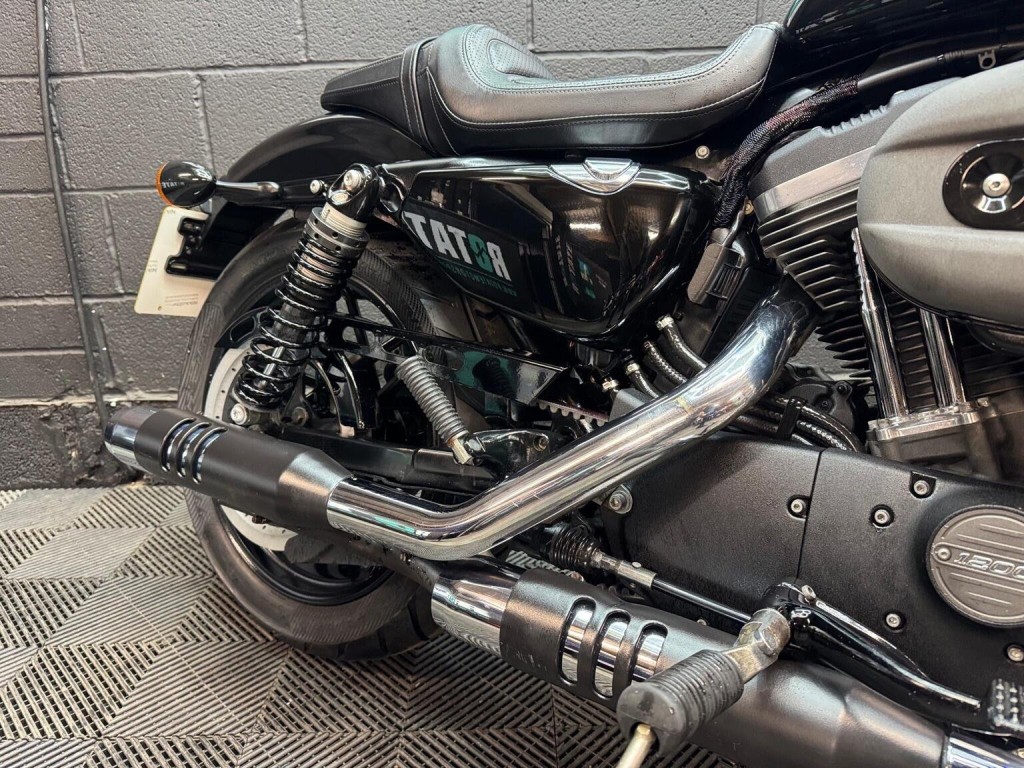 HARLEY-DAVIDSON Sportster