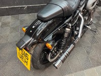 HARLEY-DAVIDSON Sportster