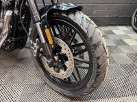 HARLEY-DAVIDSON Sportster