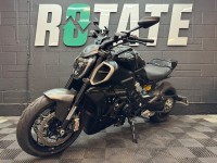 DUCATI DIAVEL V4