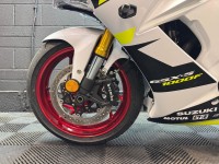 SUZUKI GSX-S1000F