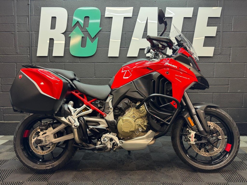 DUCATI MULTISTRADA V4