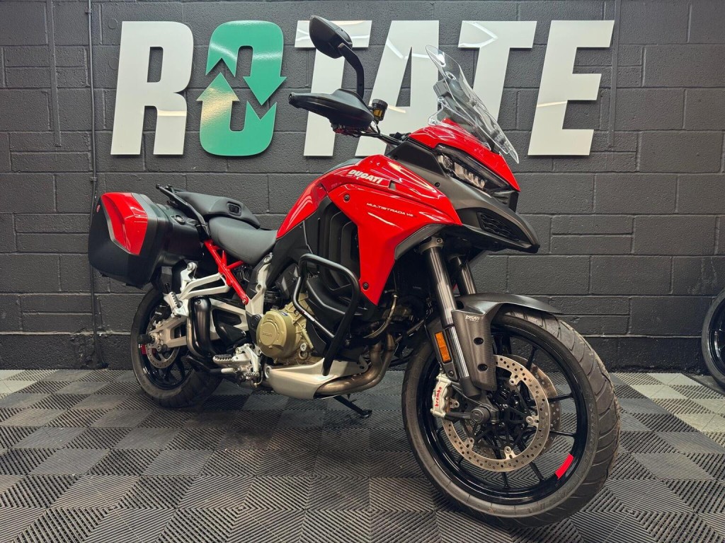 DUCATI MULTISTRADA V4