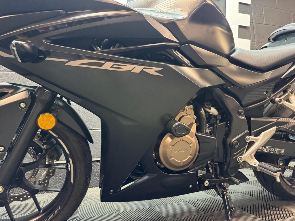 HONDA CBR500R