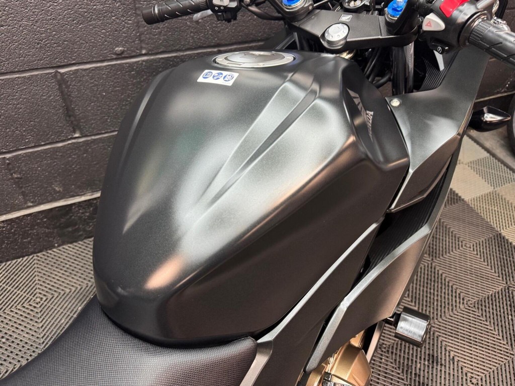 HONDA CBR500R