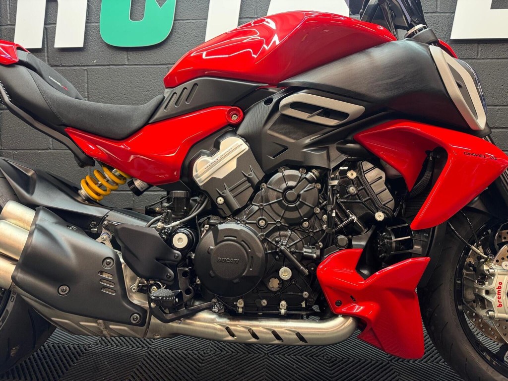 DUCATI DIAVEL