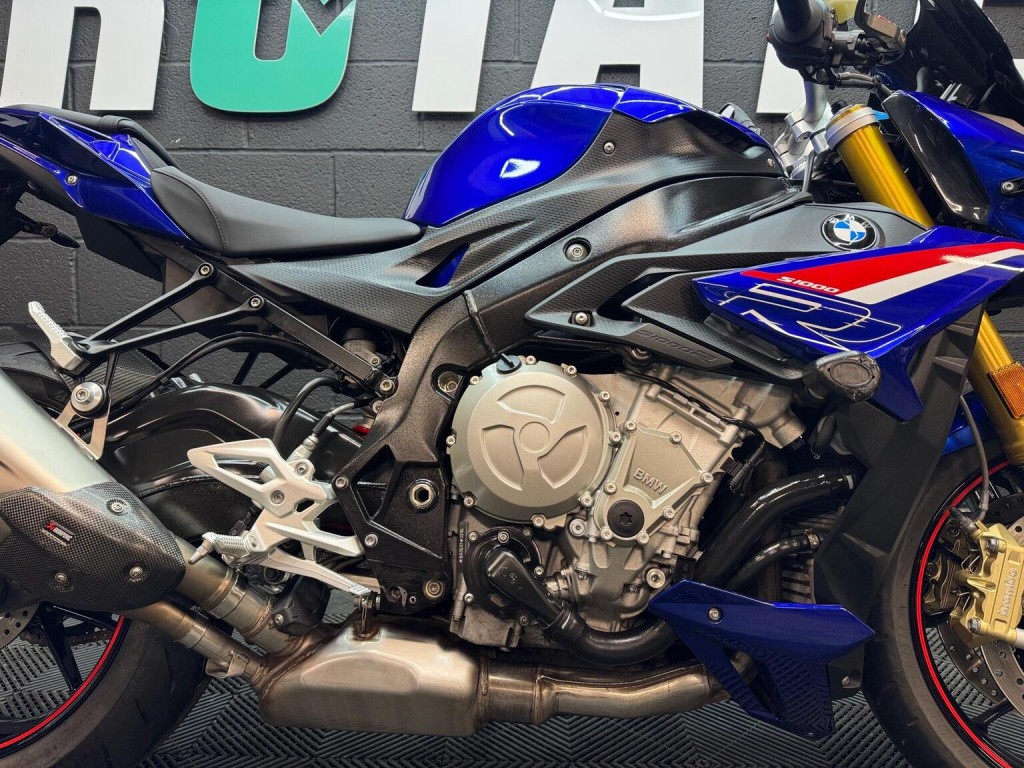 BMW S1000R
