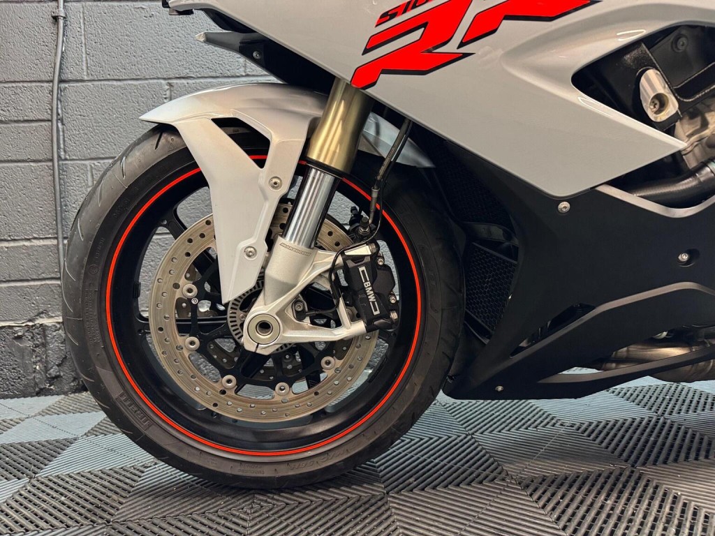 BMW S1000RR