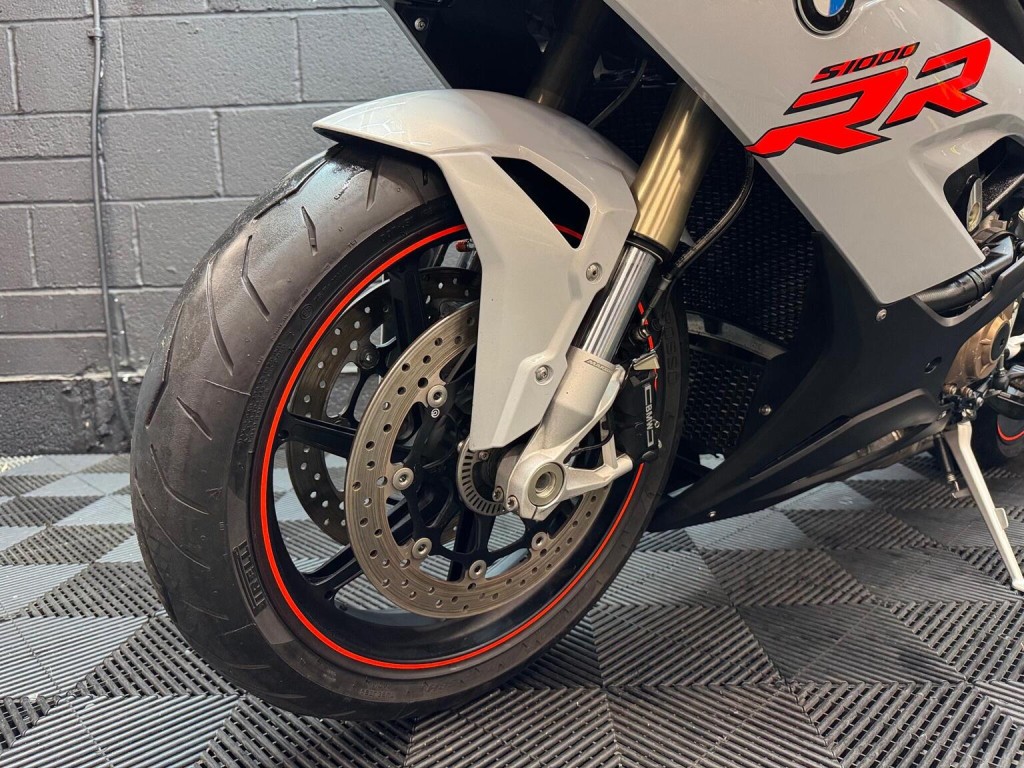 BMW S1000RR