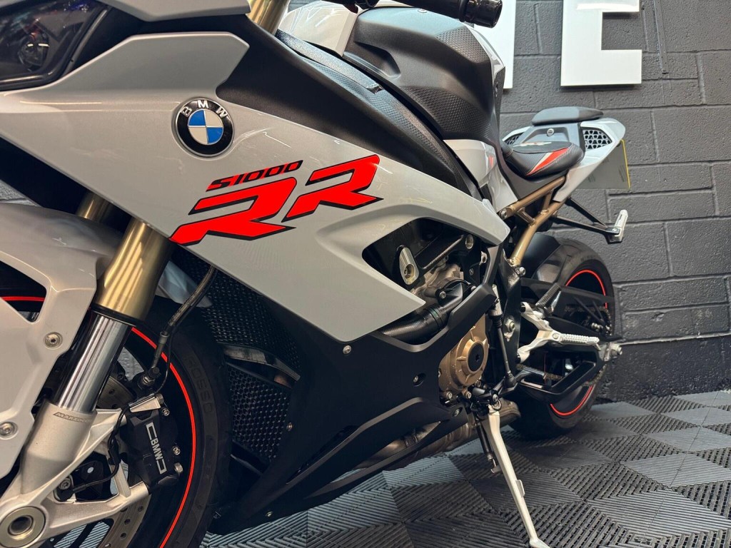 BMW S1000RR